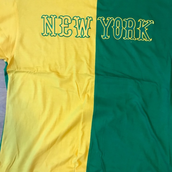 TSHIRT - Picture 2 of 2